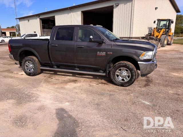 Image of Dodge Ram 2500 equipment image 2