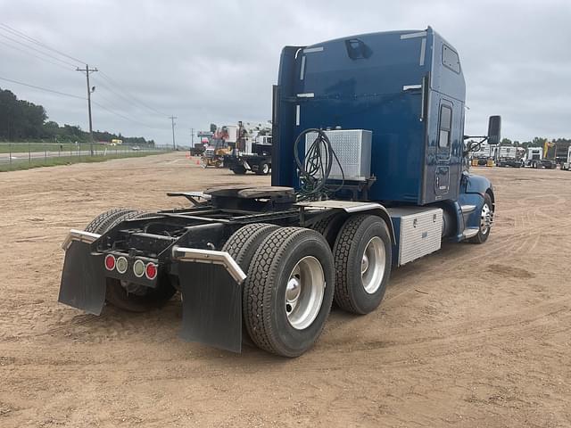 Image of Kenworth T660 equipment image 4