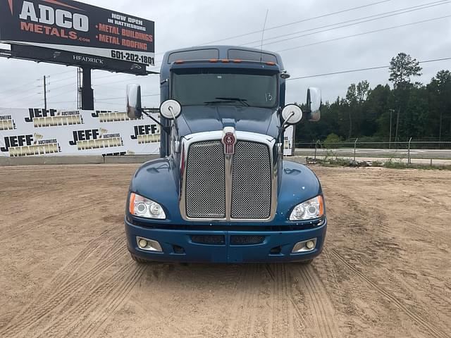 Image of Kenworth T660 equipment image 1