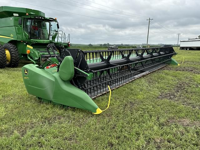 Image of John Deere 635FD equipment image 1