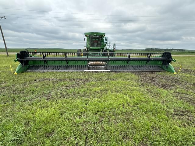 Image of John Deere 635FD equipment image 2