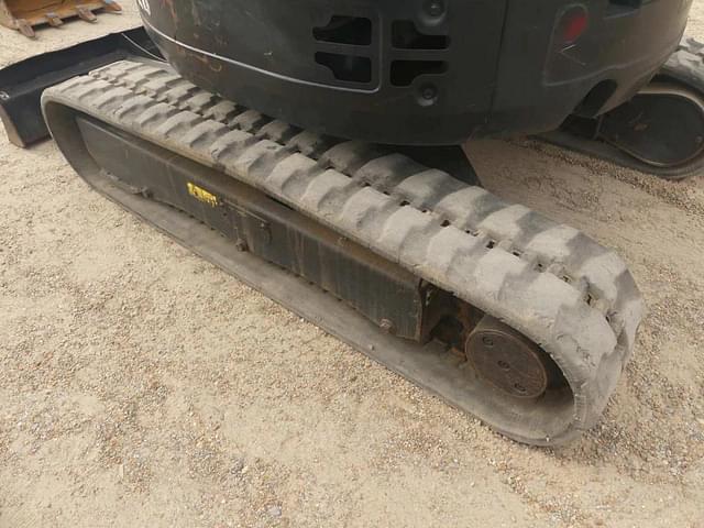 Image of Bobcat E26 equipment image 4