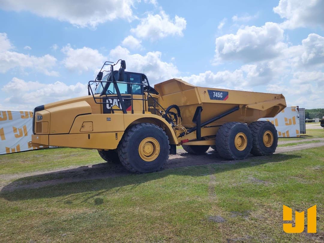 Image of Caterpillar 745C Primary image