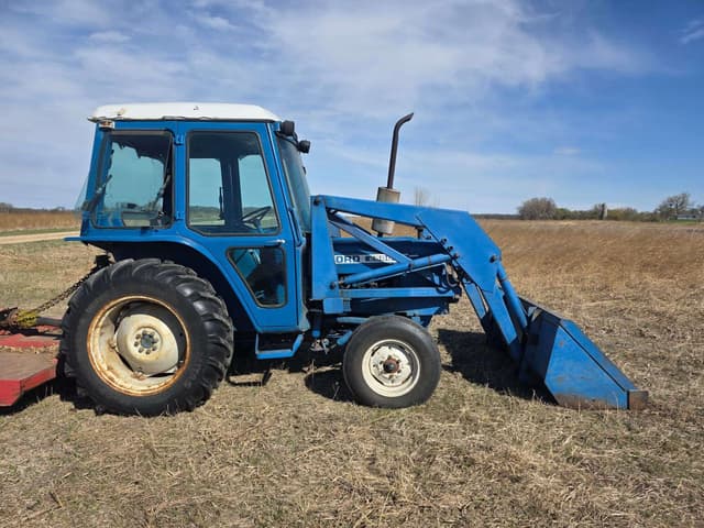 Image of Ford 2600 equipment image 4