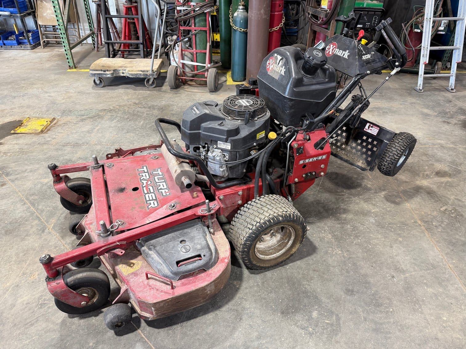 2019 Exmark Turf Tracer S-Series Equipment Image0