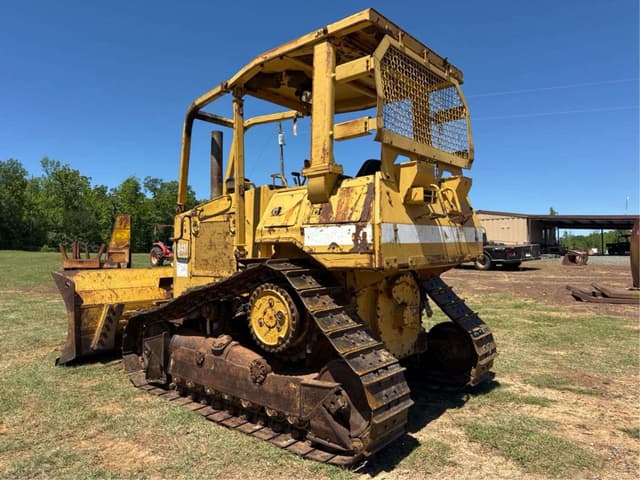 Image of Caterpillar D4H equipment image 2