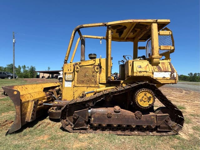 Image of Caterpillar D4H equipment image 1