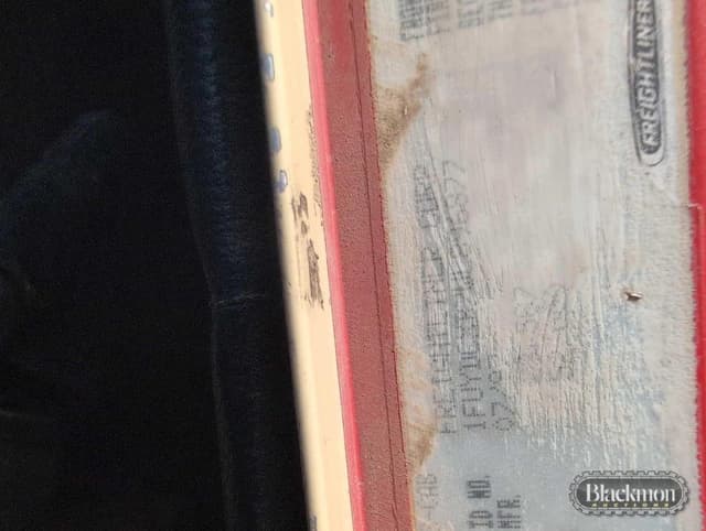 Image of Freightliner FLD120 equipment image 2