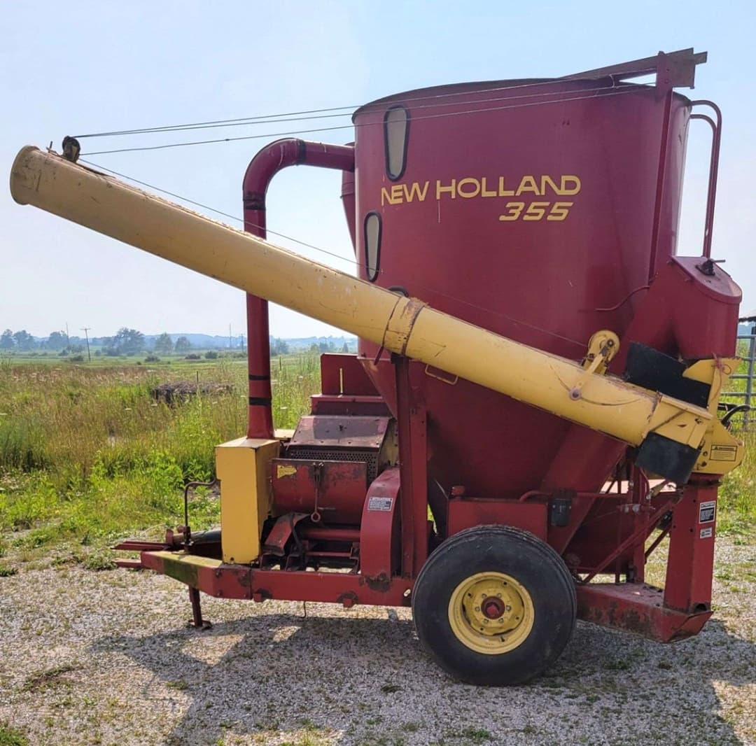 Image of New Holland 355 Image 1