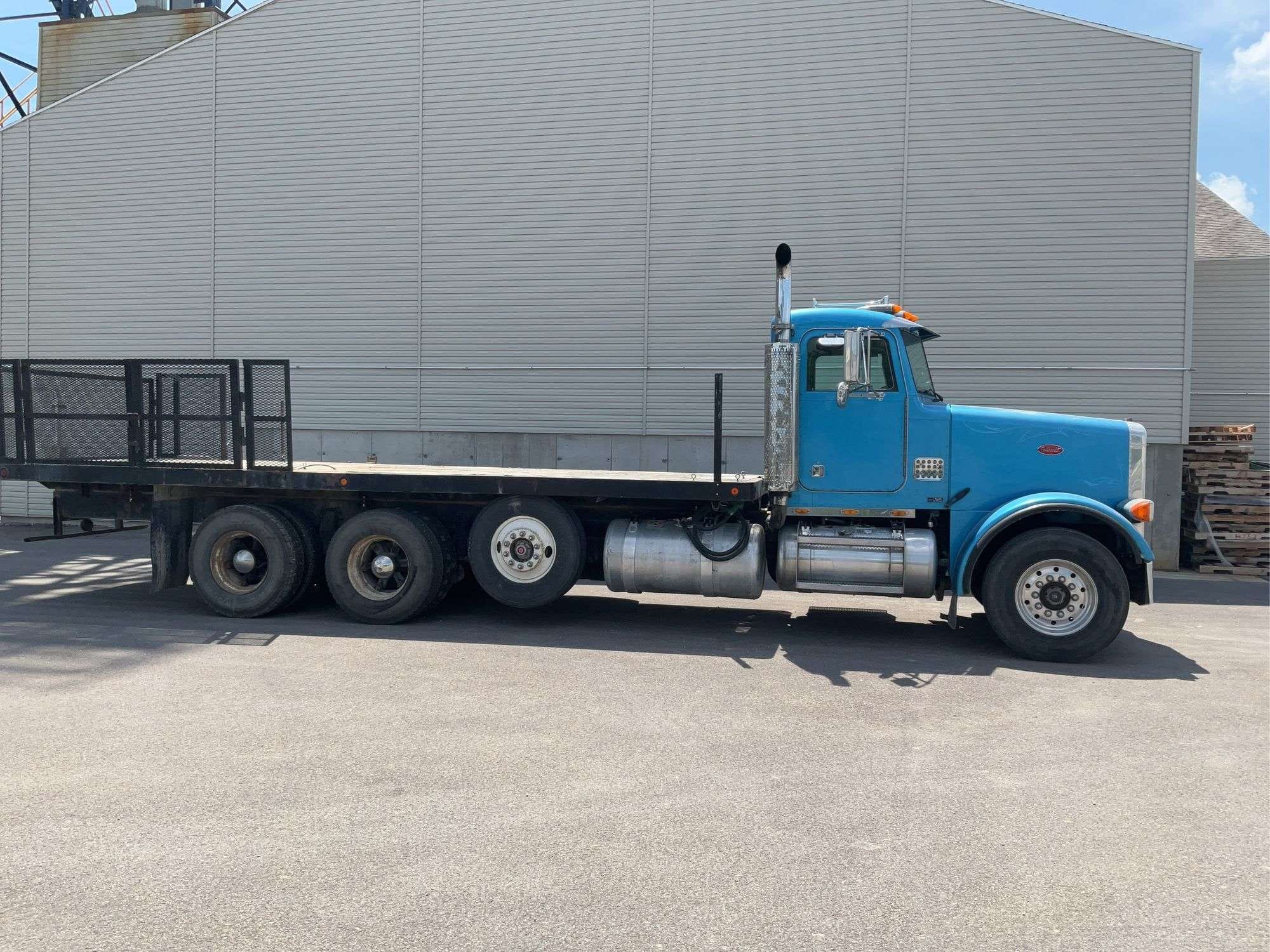 1992 Peterbilt 357 Equipment Image0
