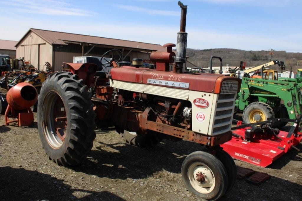 International Harvester 560 Equipment Image0