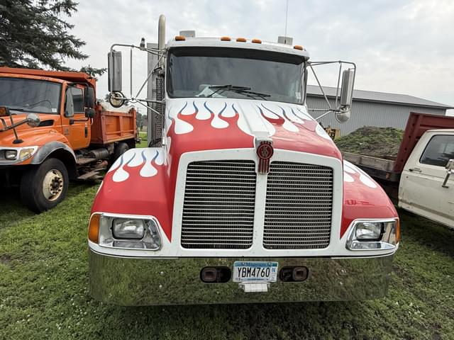Image of Kenworth T300 equipment image 4