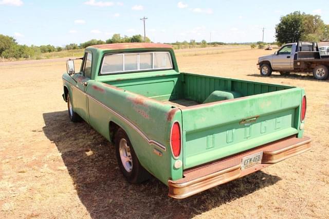 Image of Dodge 100 equipment image 2