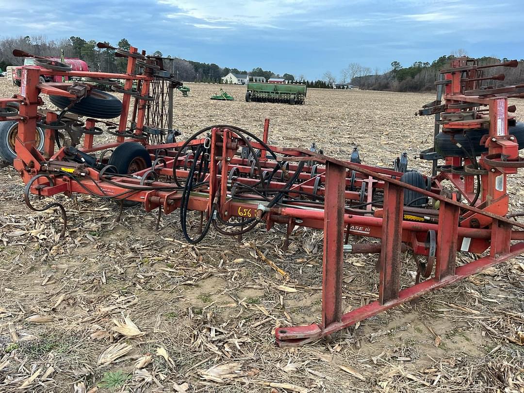 Image of Case IH 365 Image 1