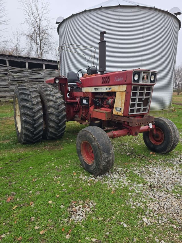 Image of International Harvester 1566 equipment image 2