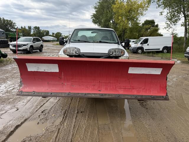Image of Ford F-250 equipment image 2