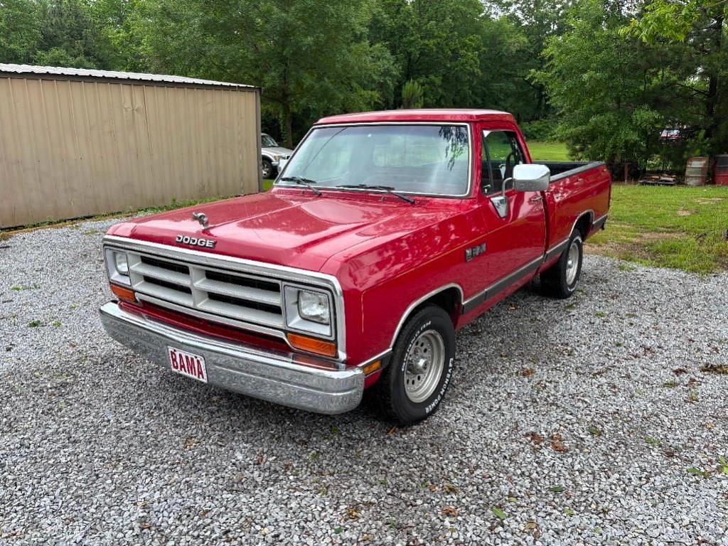 Image of Dodge 100 Primary image
