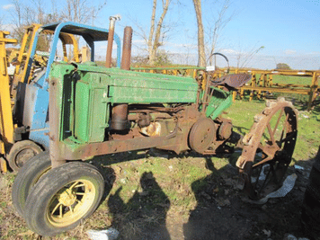 Main image John Deere B