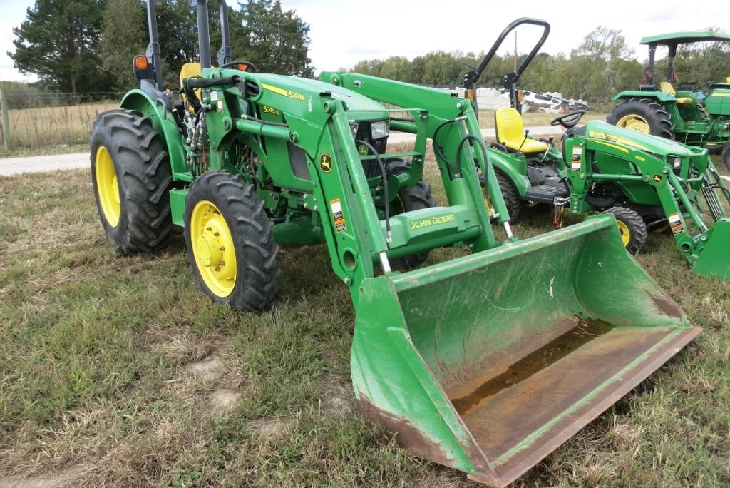 John Deere 5045E Equipment Image0
