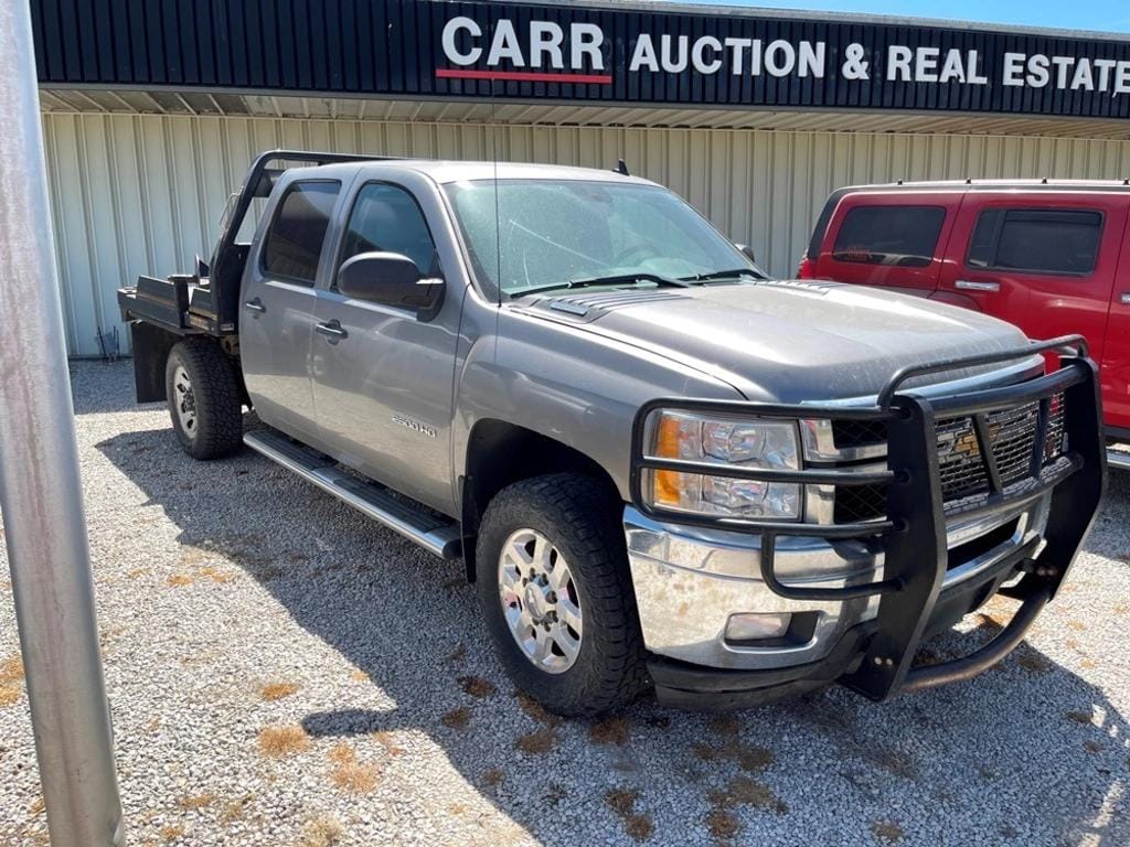 2013 Chevrolet 2500HD Equipment Image0