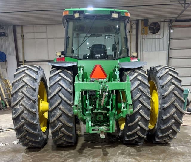 Image of John Deere 8100 equipment image 3