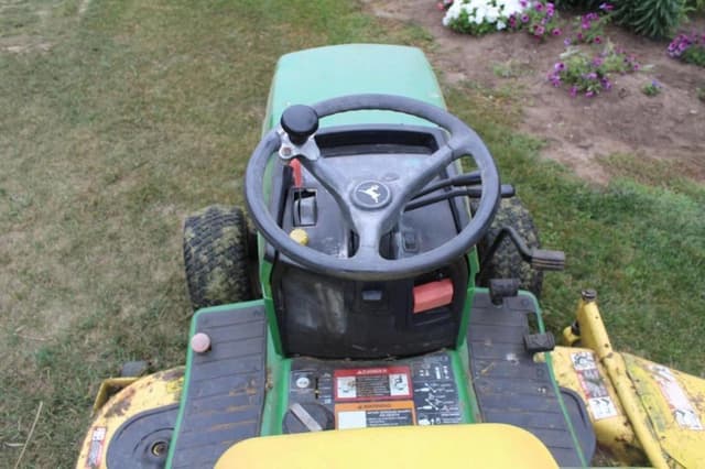 Image of John Deere 445 equipment image 4