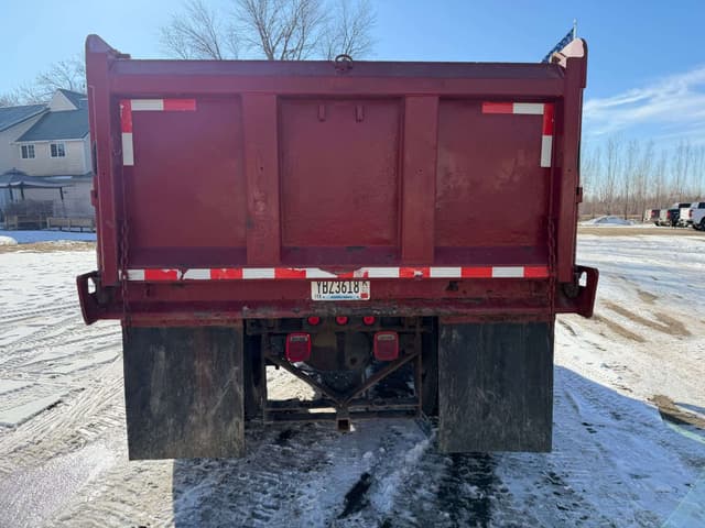 Image of International 4900 DT466 equipment image 4