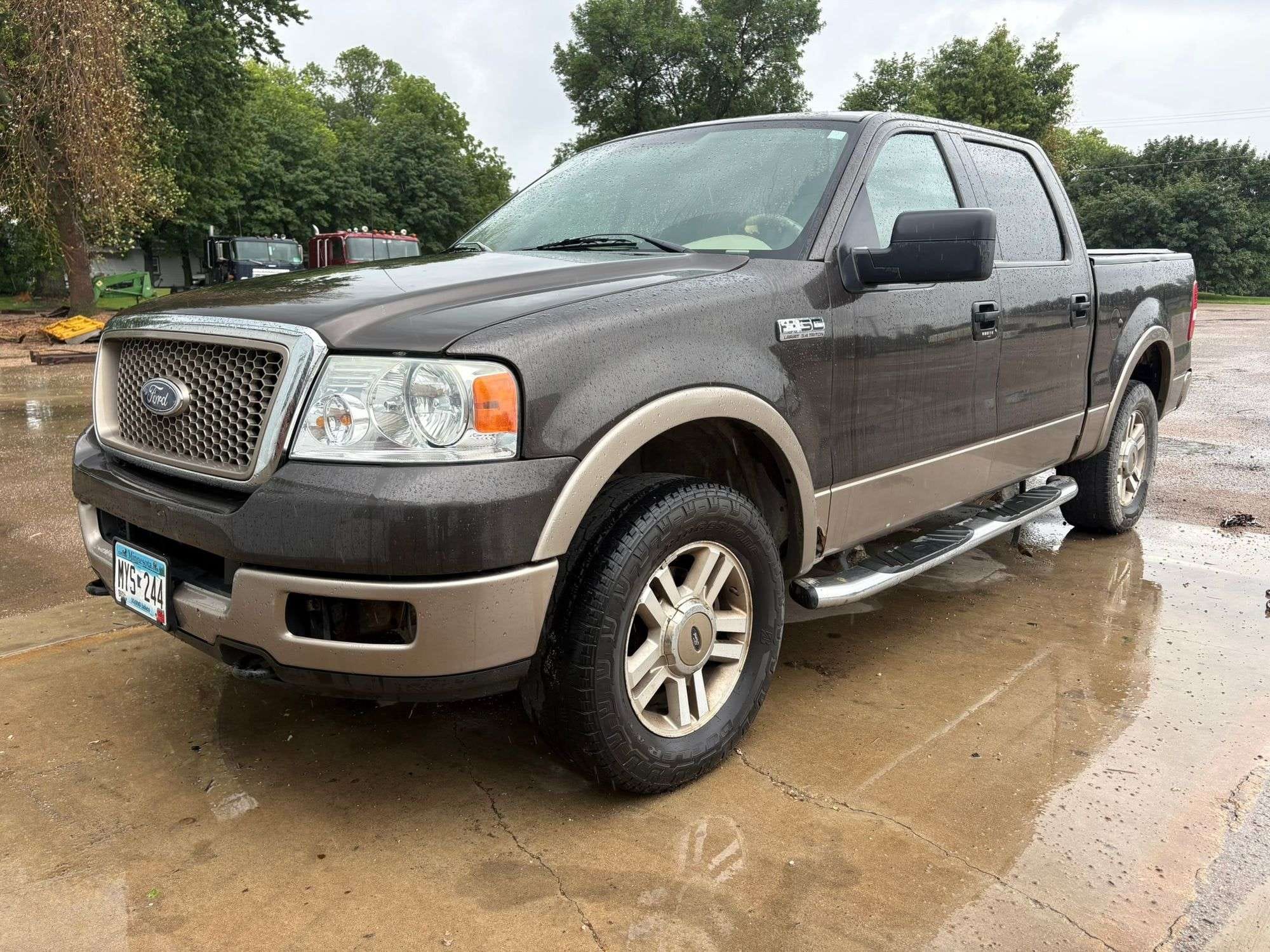 2005 Ford F-150 Equipment Image0