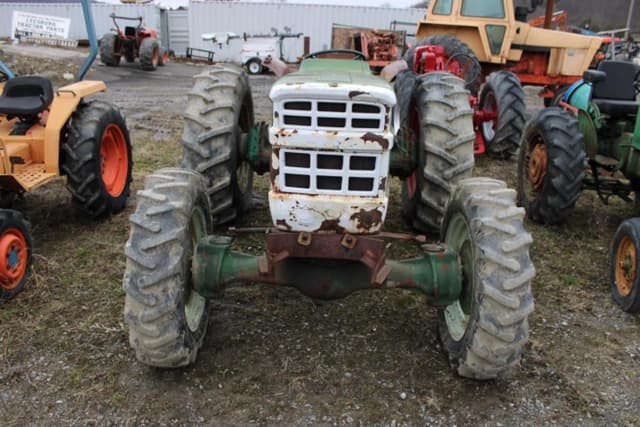 Image of Oliver 1365 equipment image 1