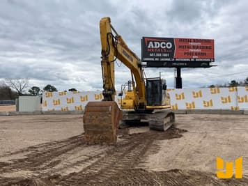 Main image Komatsu PC240LC