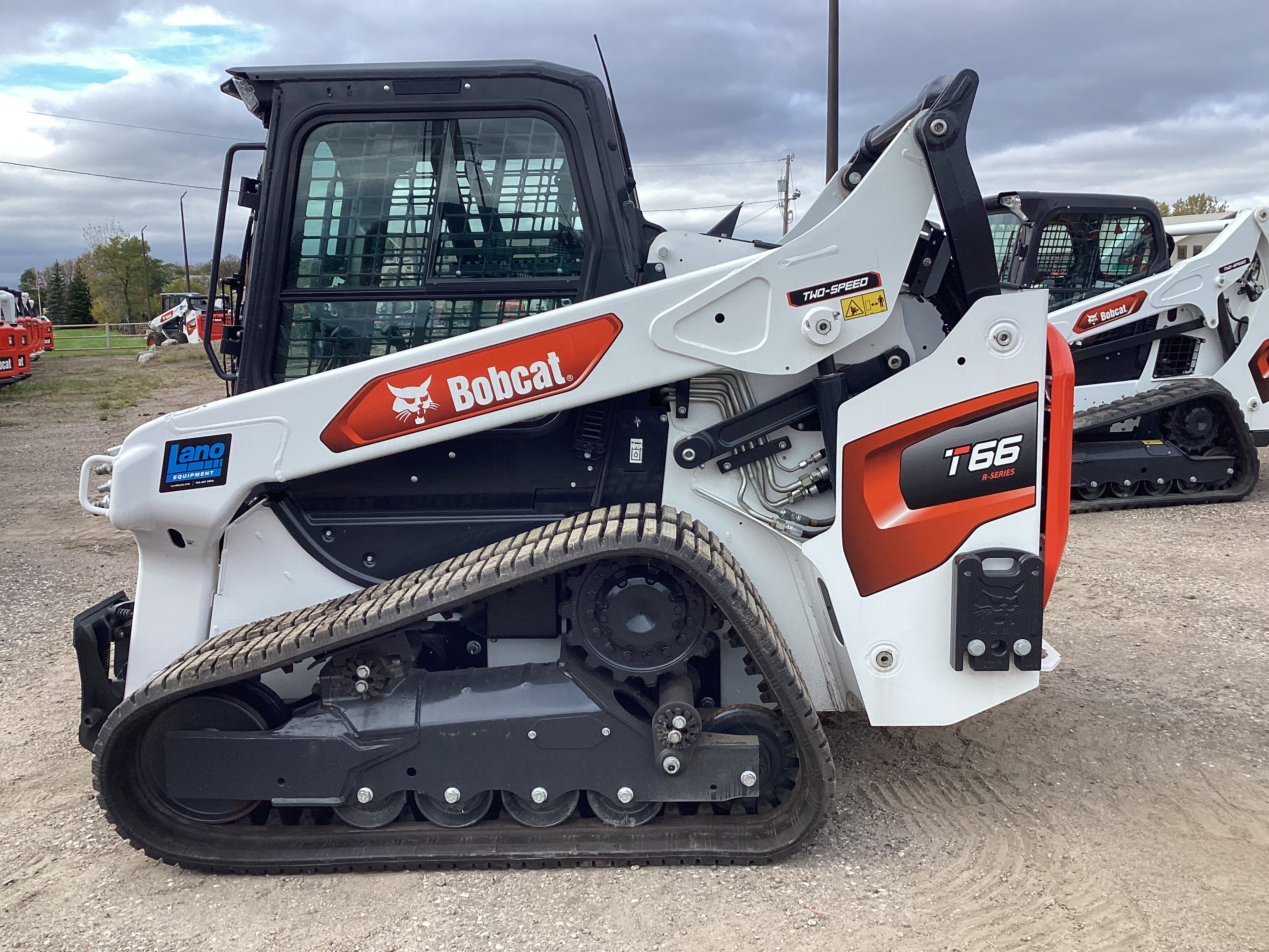 Bobcat T66 Equipment Image0