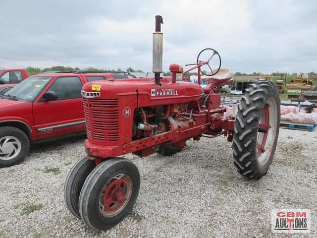 Image of Farmall H equipment image 1