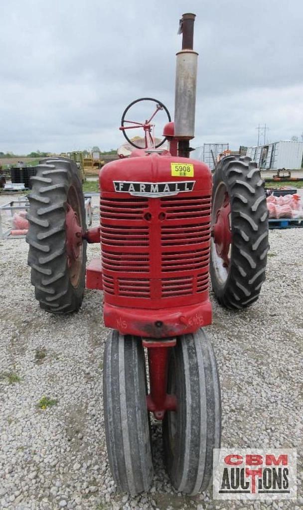 Image of Farmall H equipment image 4