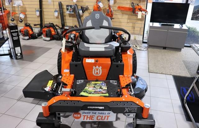 Image of Husqvarna XCITE Z375 equipment image 2