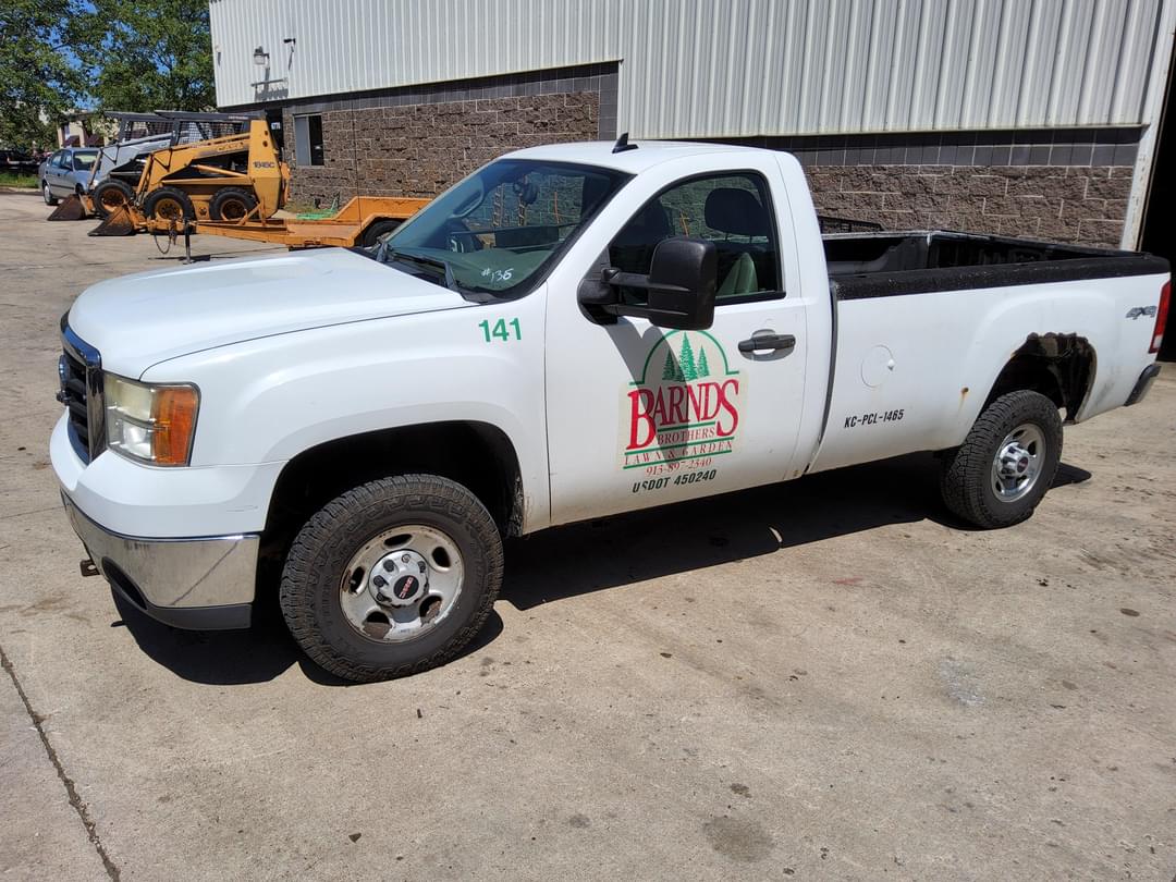 Image of GMC Sierra Primary image