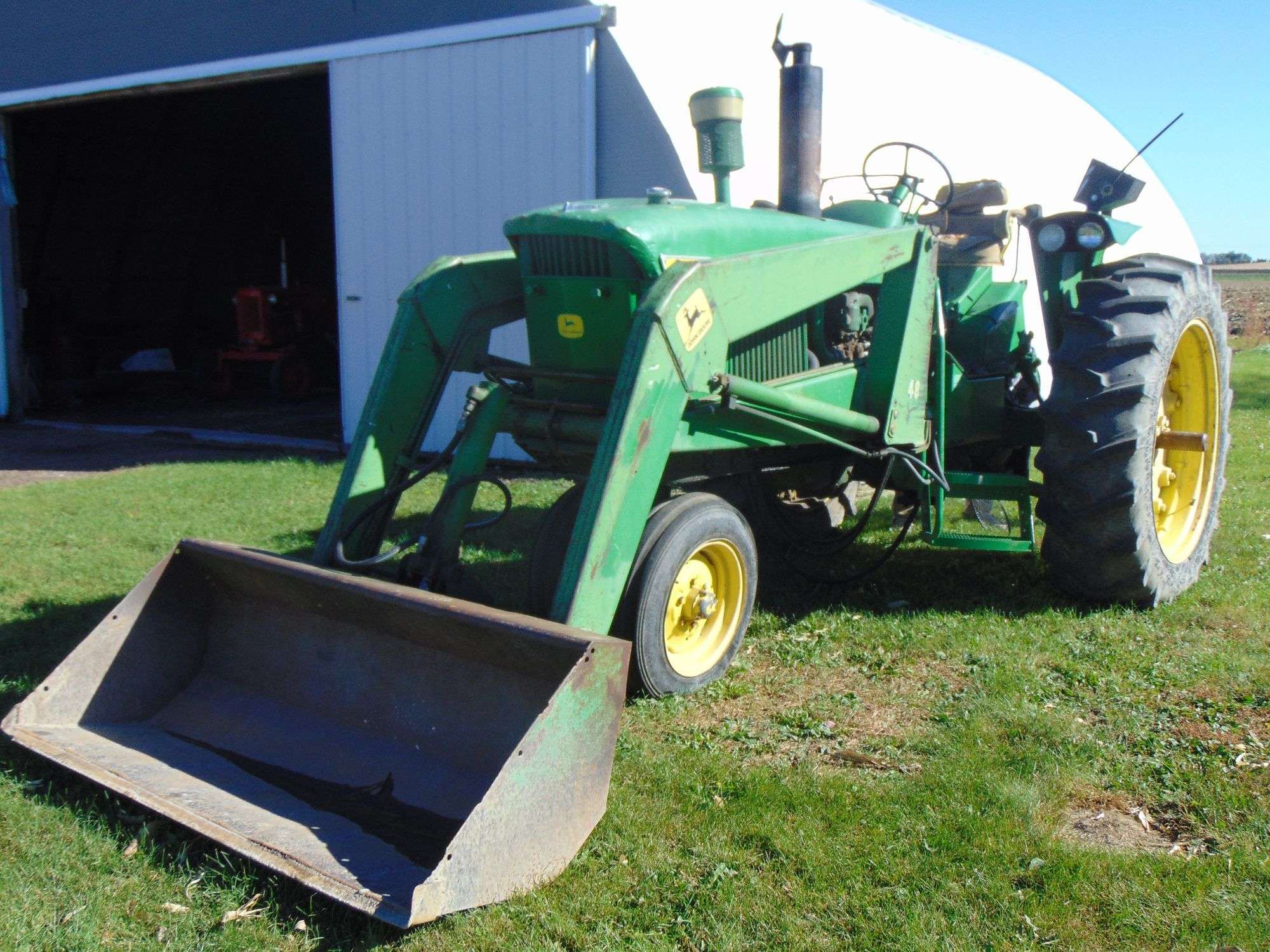 John Deere 3020 Equipment Image0