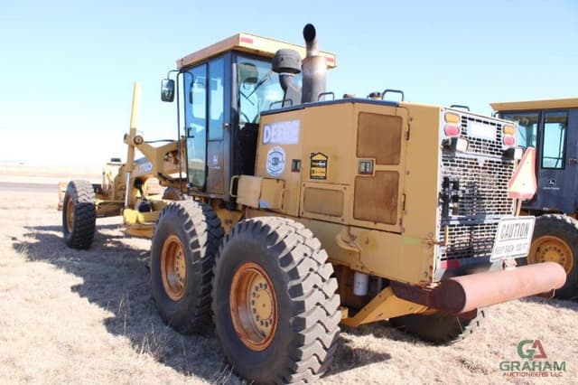 Image of John Deere 770CH equipment image 3