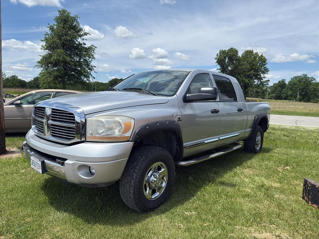 Image of Dodge Ram 2500 Primary image