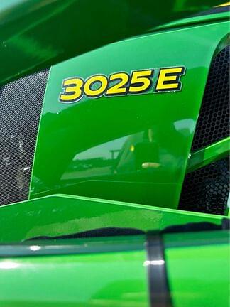 Image of John Deere 3025E Image 1