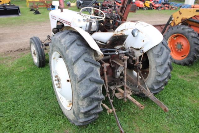 Image of David Brown 770 equipment image 3