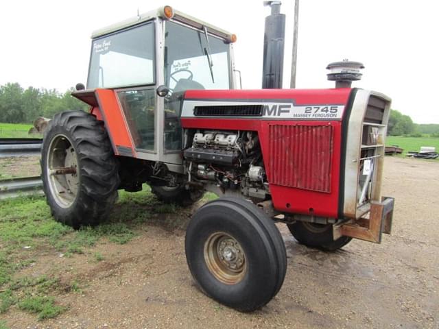 Image of Massey Ferguson 2745 equipment image 2