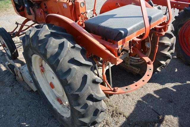 Image of Allis Chalmers B equipment image 4