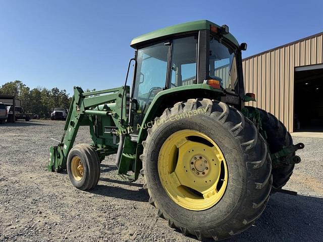 Image of John Deere 6310 equipment image 2