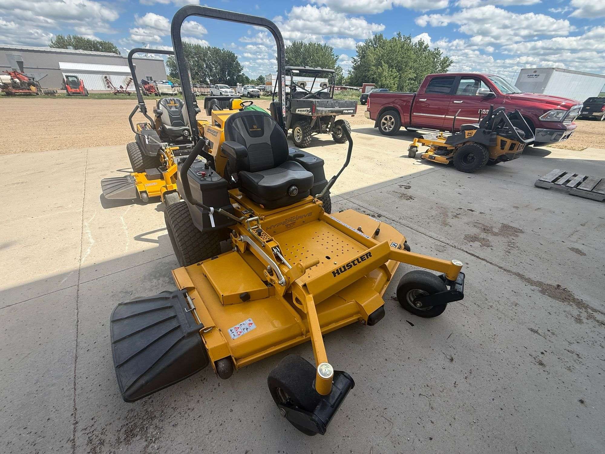2019 Hustler Super Z HyperDrive Equipment Image0