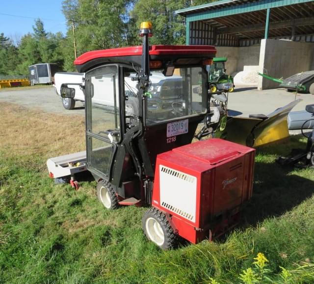 Image of Ventrac 3400Y equipment image 4