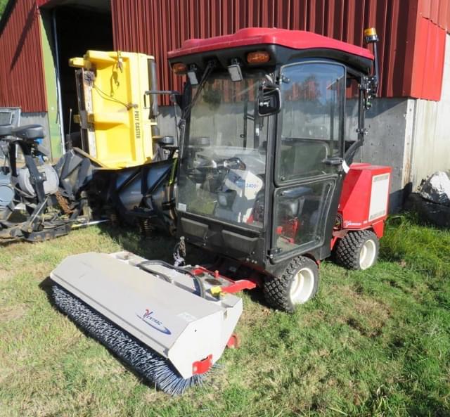 Image of Ventrac 3400Y equipment image 2