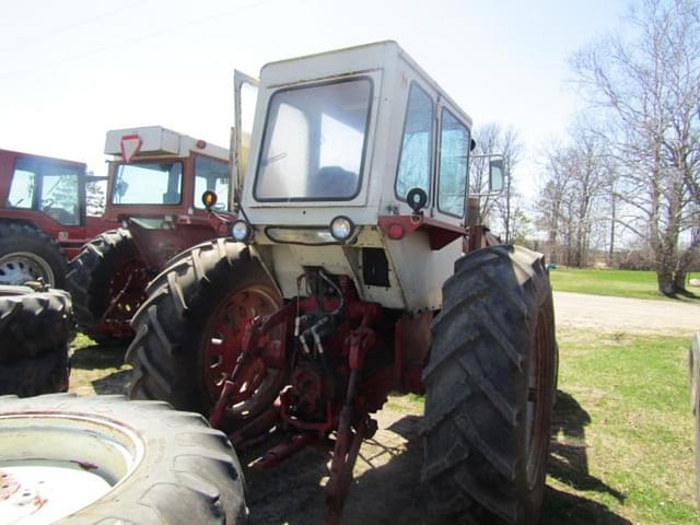 Image of International Harvester 1256 equipment image 4