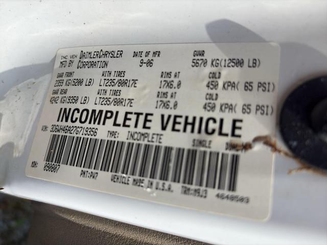 Image of Dodge Ram 3500 equipment image 4