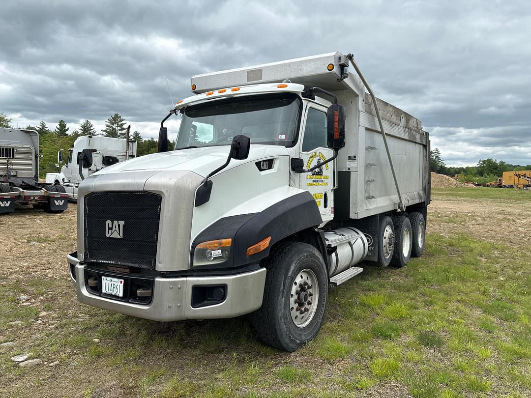 Image of Caterpillar CT660S Primary image