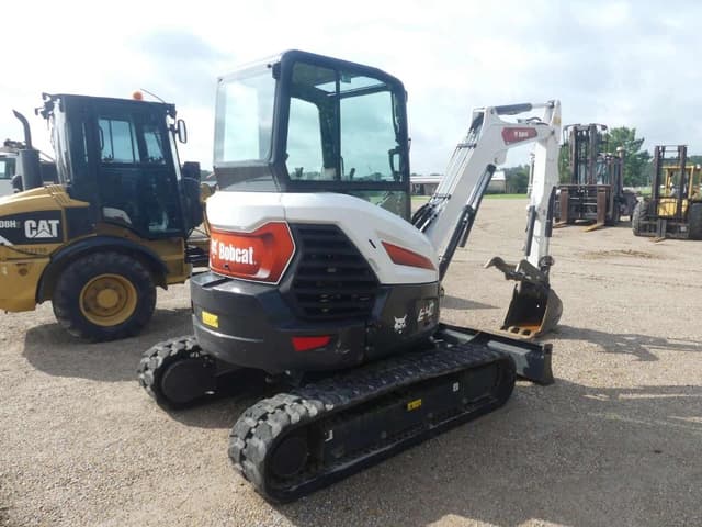 Image of Bobcat E40 equipment image 2